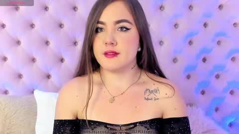 kristalgrey_ online show from November 25, 2024, 12:34 pm