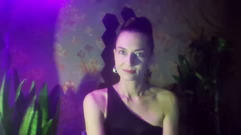 Kristina online show from December 5, 2024, 7:12 pm