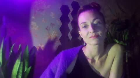 Kristina online show from December 4, 2024, 9:06 pm