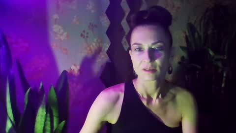 Kristina online show from December 10, 2024, 7:24 pm