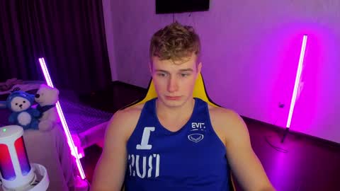 kurt_hanssen online show from December 3, 2024, 4:27 pm