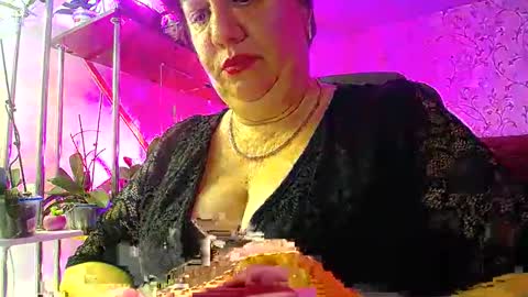 Lady Gloria online show from December 13, 2024, 4:44 am