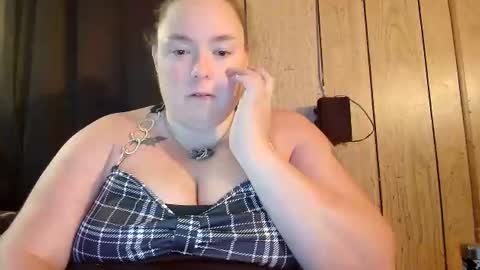 LadyLynn13 online show from November 29, 2024, 12:41 am