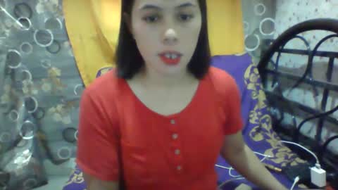 ladyrheinna online show from December 29, 2024, 2:23 am