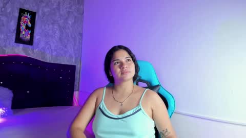 laila_hot18 online show from January 16, 2025, 3:27 am