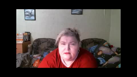 lanacat555 online show from December 22, 2024, 2:21 pm