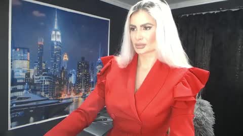 laras_moans online show from December 22, 2024, 10:03 am