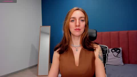 Laura  online show from November 17, 2024, 1:39 am