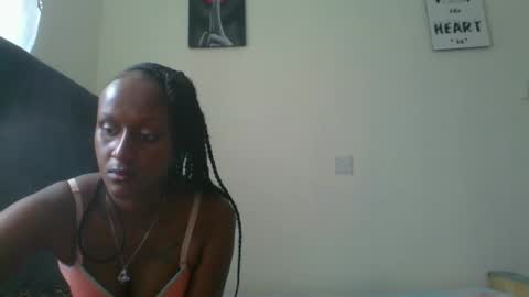 lavie ebony online show from November 15, 2024, 11:56 am