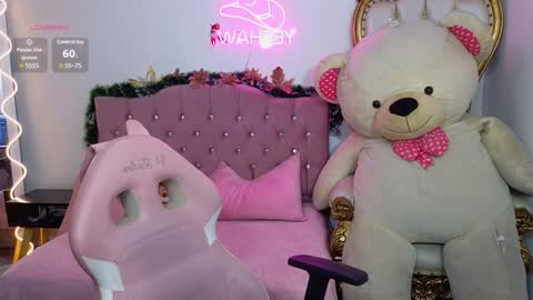 laylafoxy_tay online show from December 31, 2024, 11:19 am