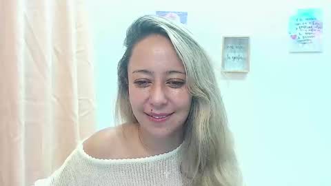 leah_susman online show from December 6, 2024, 2:03 am