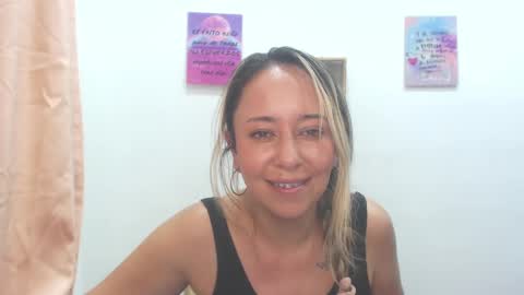 leah_susman online show from February 4, 2025, 2:13 am