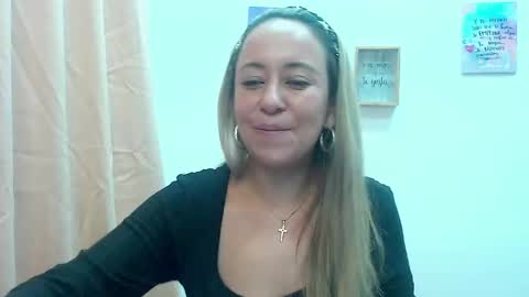 leah_susman online show from December 1, 2024, 1:47 am