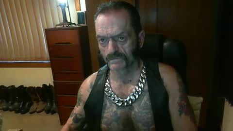 leathergreaser online show from January 1, 2025, 7:21 pm