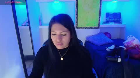 leila_08 online show from December 24, 2024, 3:48 am