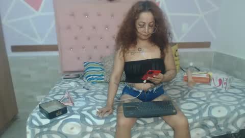 lena_lawson online show from December 10, 2024, 7:52 am