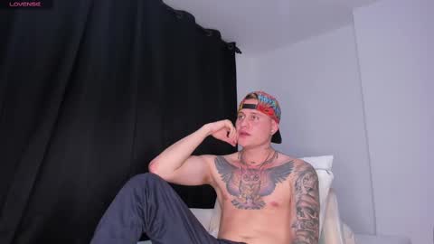 Leo cumming online show from November 17, 2024, 1:39 am