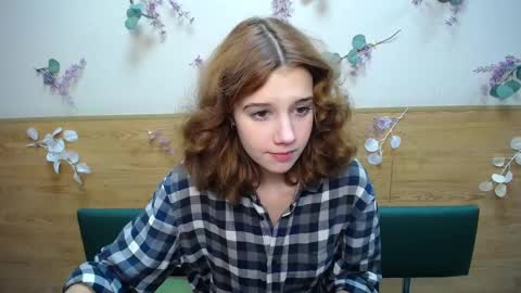 letty_curly online show from November 13, 2024, 12:05 pm