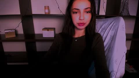 Alexia online show from December 20, 2024, 1:04 pm