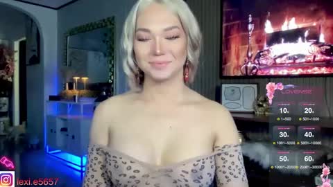 lexiesmith_ online show from November 28, 2024, 1:23 am