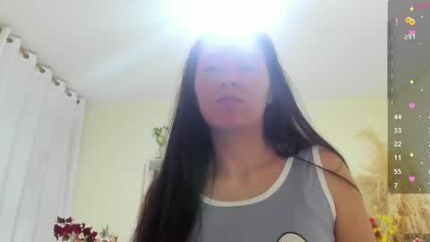 liliana  online show from January 14, 2025, 4:50 am