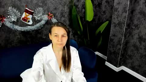 lillian_white1 online show from December 29, 2024, 1:19 am