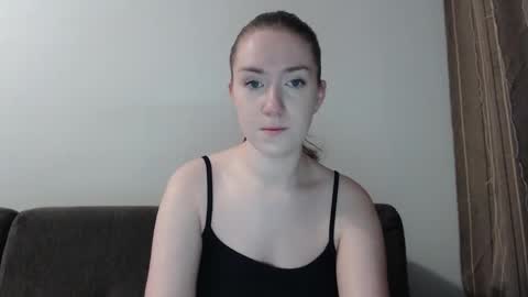 lily_love_x online show from December 26, 2024, 3:53 am