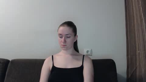 lily_love_x online show from December 24, 2024, 3:26 am