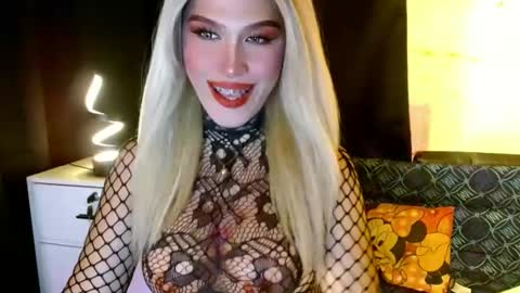 IM YOUR TRUE GODESS Lilymonstercock online show from December 4, 2024, 3:40 pm