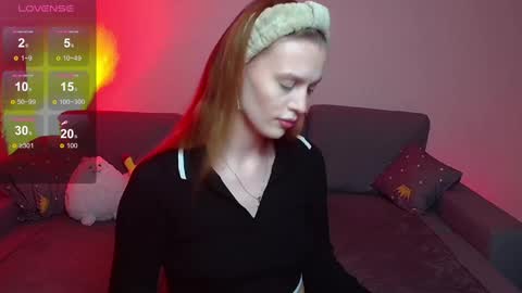 lina_bush online show from December 16, 2024, 11:29 am