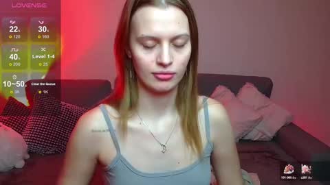 lina_bush online show from December 12, 2024, 4:53 pm