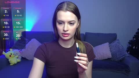 lina_bush online show from January 4, 2025, 12:21 pm