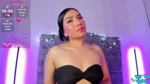 linda_martinii online show from December 27, 2024, 8:39 pm