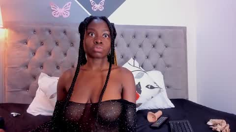 Ebony Lisbeth Horny online show from January 5, 2025, 12:10 pm