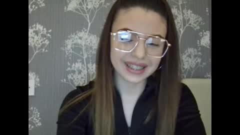 littlebarbie044 online show from December 16, 2024, 9:15 pm