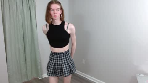 liz_luvz_u online show from November 25, 2024, 2:48 am