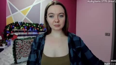 Girl next door online show from December 17, 2024, 12:33 pm