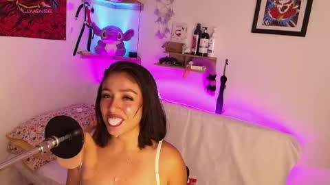 lizeth online show from January 28, 2025, 1:04 am