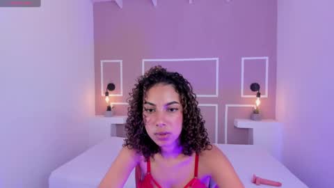 lizrose9 online show from January 7, 2025, 3:59 am