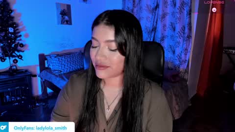 lolaasmith_21 online show from December 25, 2024, 10:20 pm