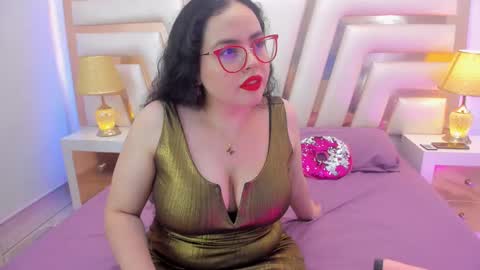 Sweety Lola  online show from December 5, 2024, 3:13 pm