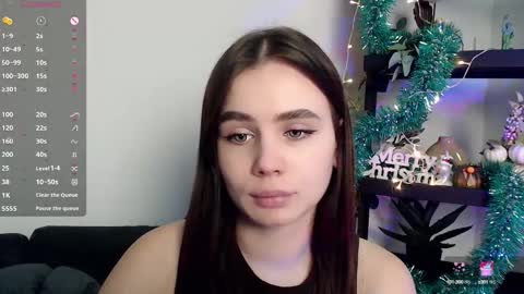 lolapalmer_ online show from December 29, 2024, 7:59 pm