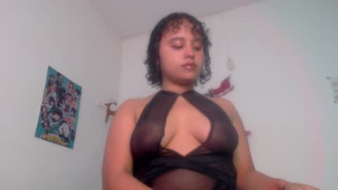 lou_cuteee online show from December 27, 2024, 2:38 am