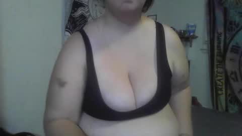 Bigtitsgirl113 online show from November 13, 2024, 11:51 pm