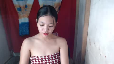 lovely_angel19 online show from December 30, 2024, 1:05 pm