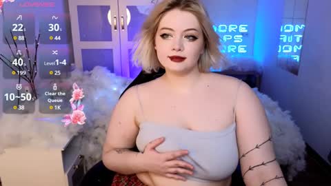 lovely_leilla online show from December 21, 2024, 9:35 pm