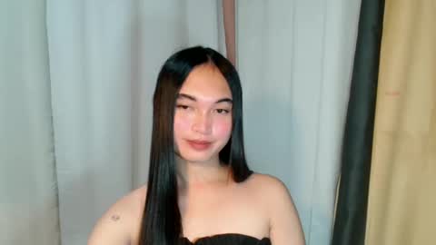 lovely_mamaxx online show from November 18, 2024, 10:00 am