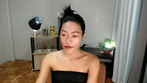 lovely_nathaliax online show from January 22, 2025, 2:09 am