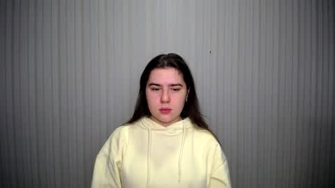 lovelyangel_xx online show from December 1, 2024, 7:23 am