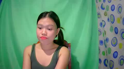 lovemae352295 online show from December 15, 2024, 1:50 pm